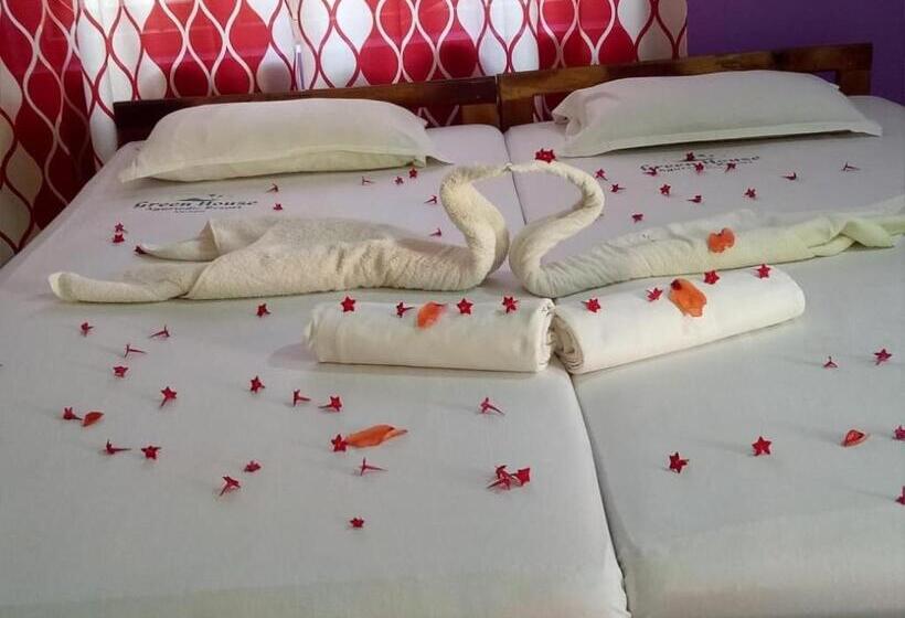 اتاق استاندارد, Green Garden Ayurvedic Resort & Green House
