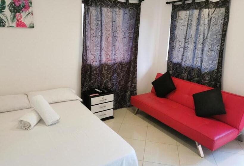 Номер Стандарт, Hosteria El Castellano