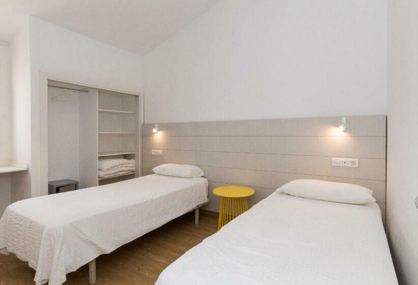 标准平房, Makāi Bungalows