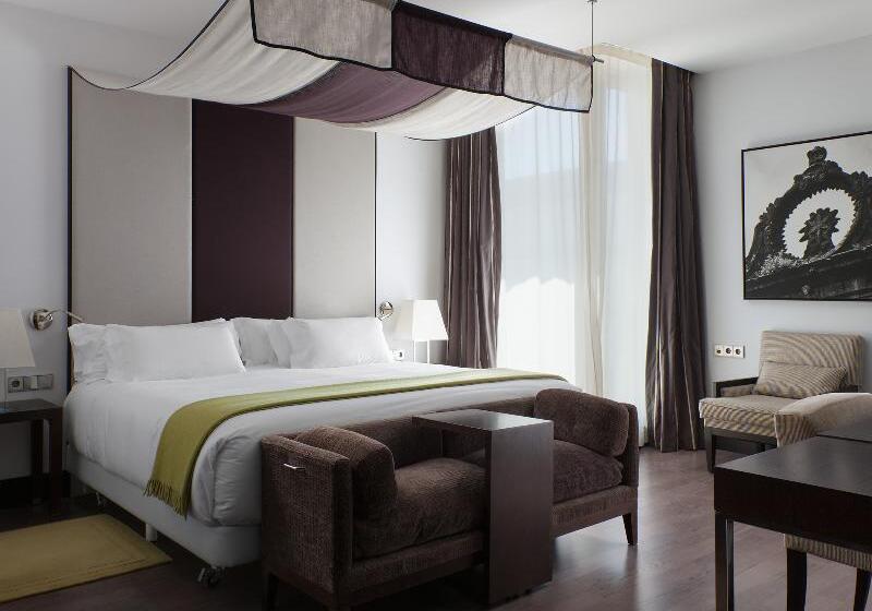 اتاق سوپریور با چشم‌انداز, NH Collection Santiago De Compostela