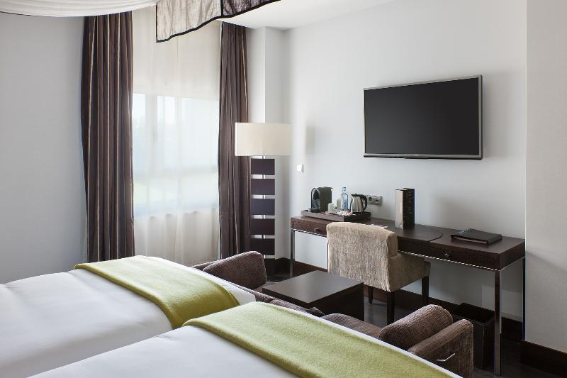 اتاق سوپریور با چشم‌انداز, NH Collection Santiago De Compostela