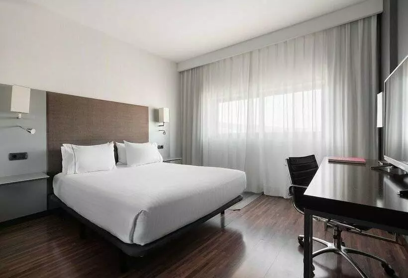 اتاق استاندارد, Exe Zizur Pamplona