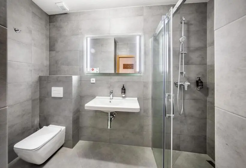 سوئیت خانواده 2 خوابه, Residence Vyhlídka