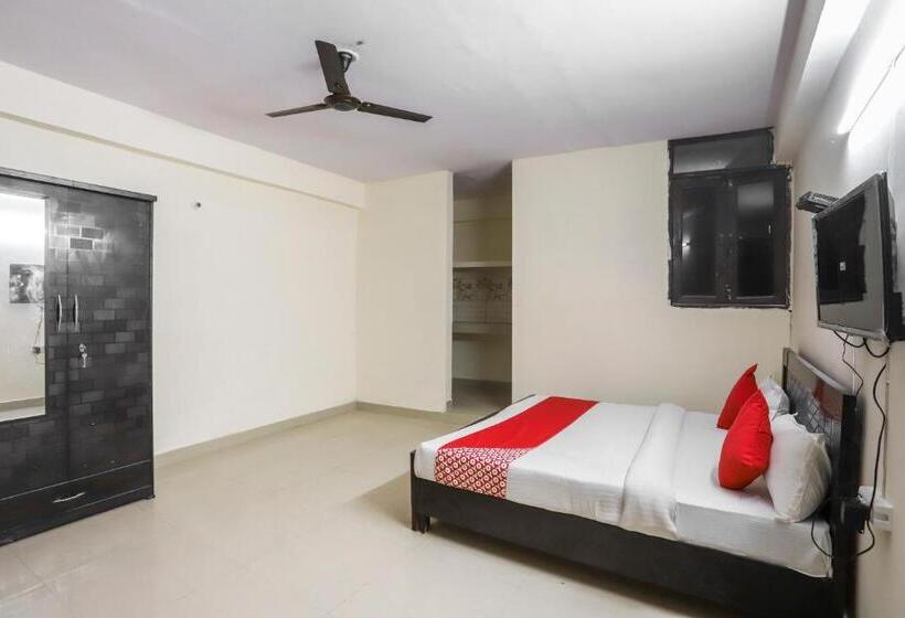 Deluxe Kolmen Hengen Huone, O Royal Residency