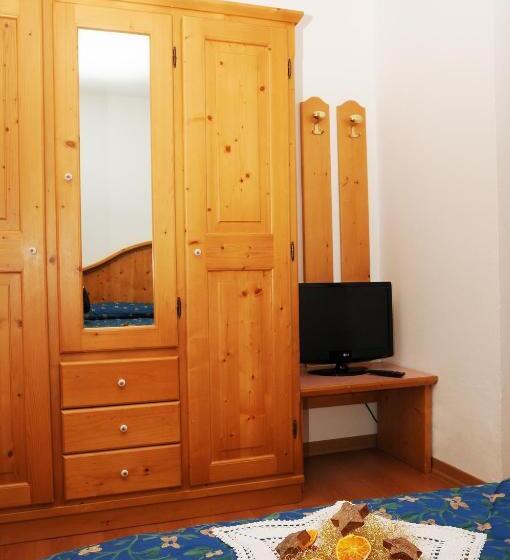 شقة غرفتين, Residence Marisol Camere & Appartamenti   Mezzana Centre