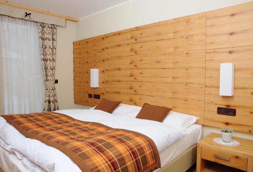 شقة كومفورت غرفتين نوم, Residence Marisol Camere & Appartamenti   Mezzana Centre