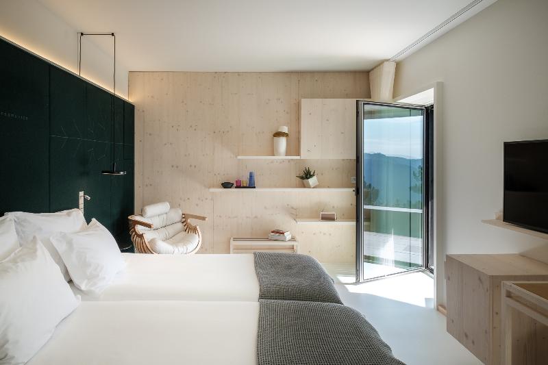 Номер Стандарт Вид на Горы, Casa De São Lourenço   Burel Panorama Hotel   Member Of Design Hotels