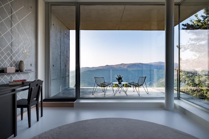 Номер Deluxe, Casa De São Lourenço   Burel Panorama Hotel   Member Of Design Hotels