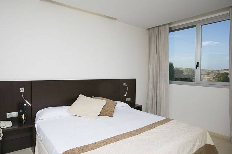 جناح جونيور, Areca