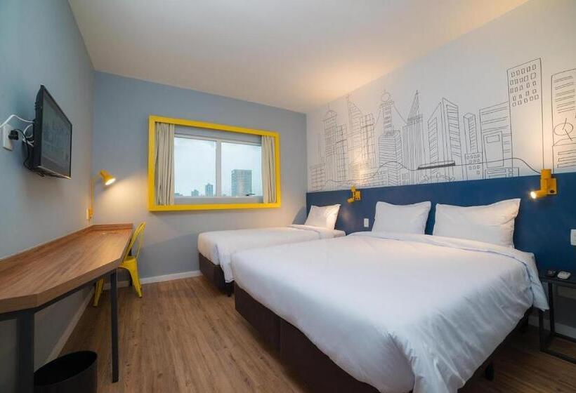 Семейный Номер, B&b Hotel São José Dos Campos