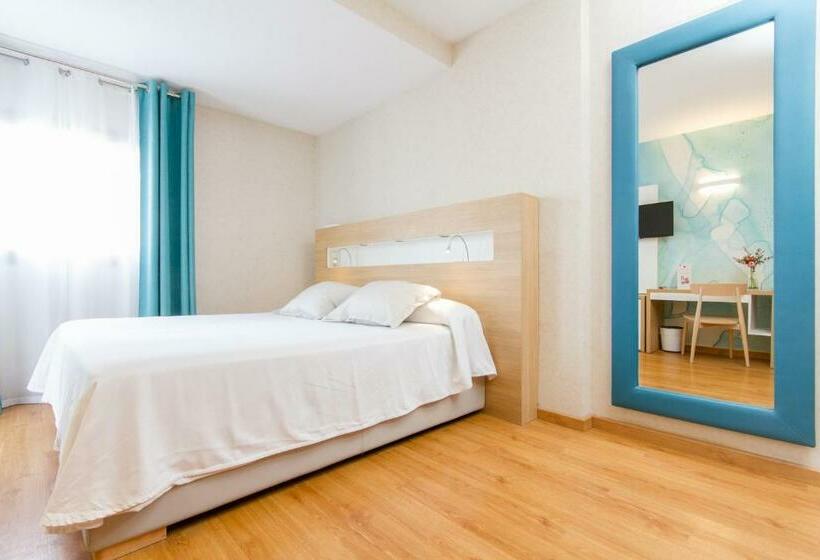 Номер Deluxe с Террасой, Castilla Alicante