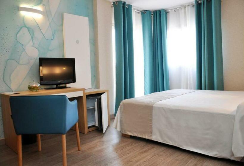 Номер Deluxe с Террасой, Castilla Alicante