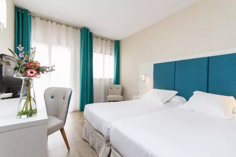 Superior Room with Terrace, Castilla Alicante