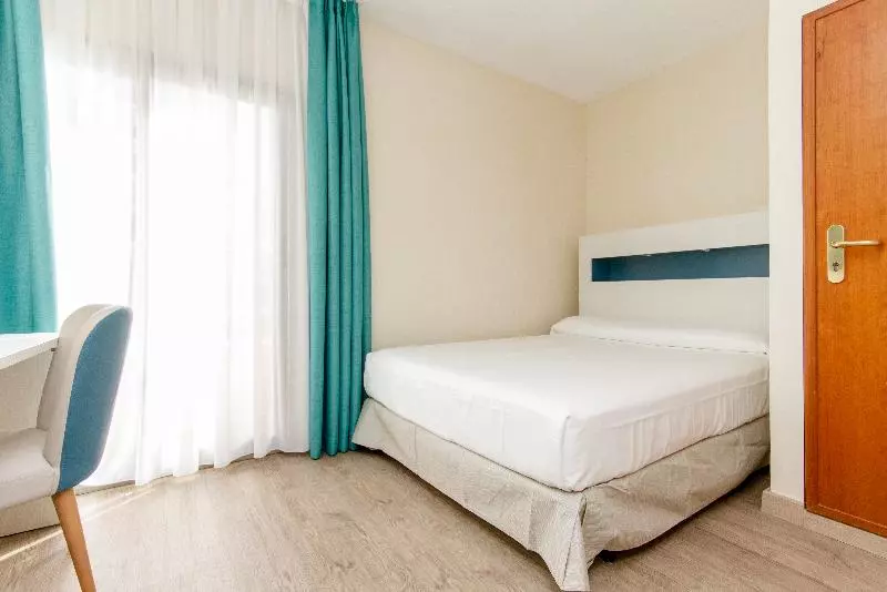 اتاق استاندارد یک نفره, Castilla Alicante