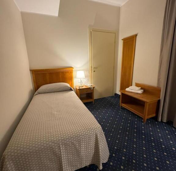 스탠다드 싱글 룸, Dorè