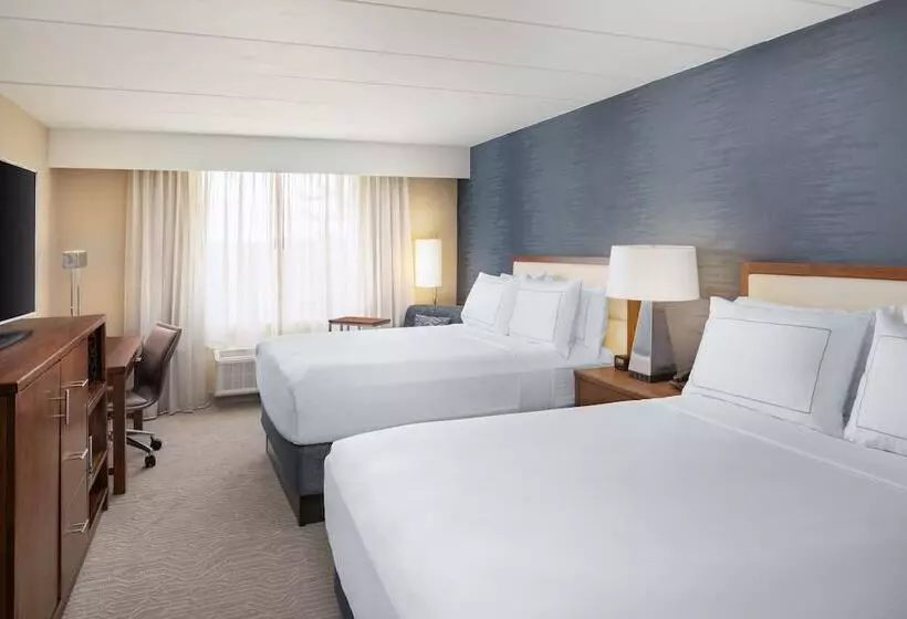 اتاق استاندارد با 2 تخت دوبل, Doubletree By Hilton Ann Arbor North