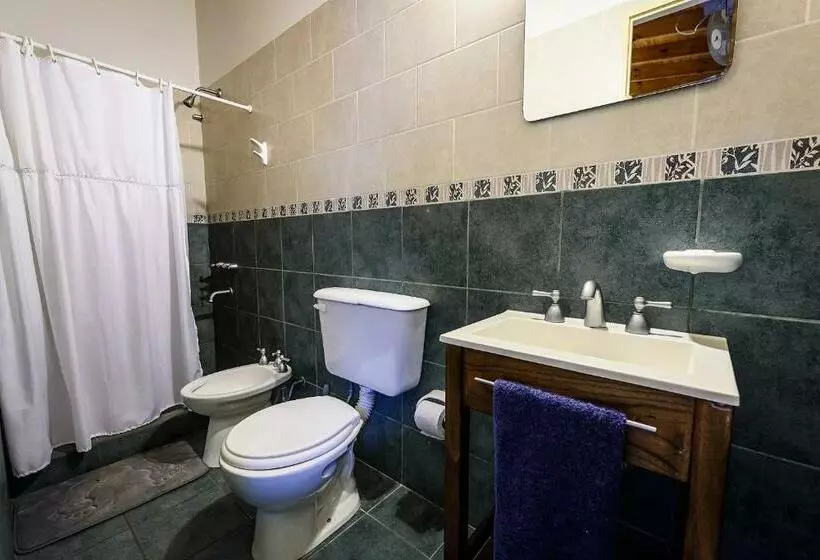 اتاق استاندارد, La Tosca Hostel