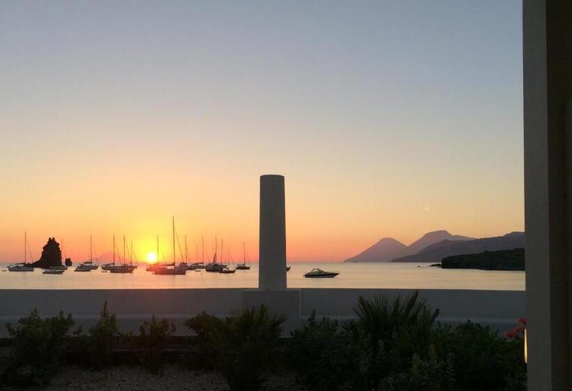 바다 전망 스위트, Les Sables Noirs & Spa