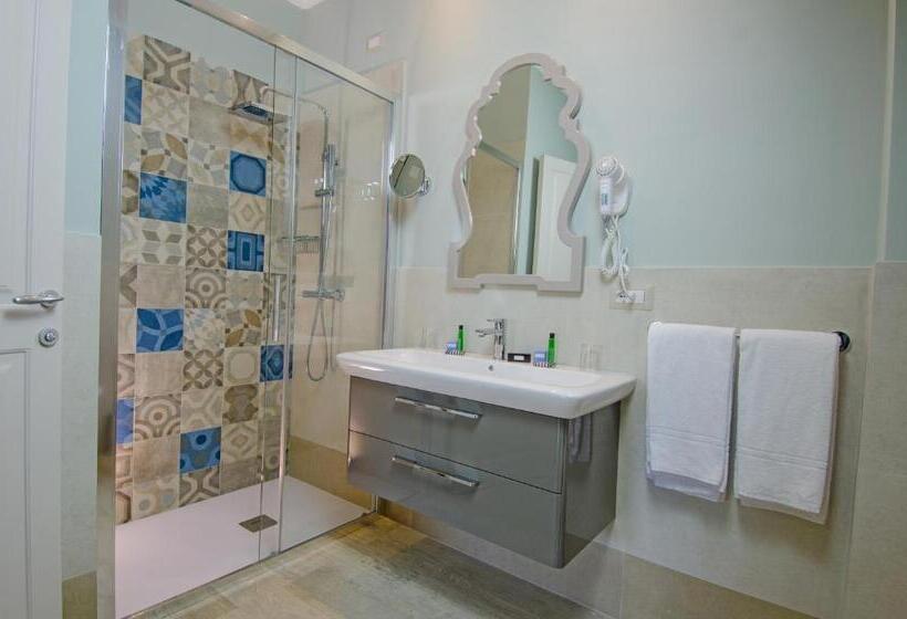 컴포트 룸, Les Sables Noirs & Spa