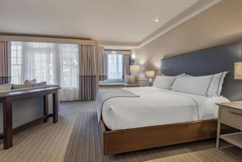 带大床的豪华间, Mill Falls At The Lake