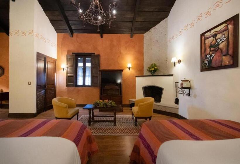 سوییت جونیور, Porta Hotel Antigua