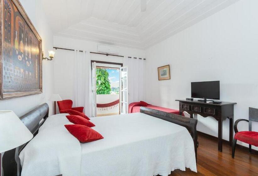 חדר סופריור לשלושה עם נוף לים, Pousada Afrika