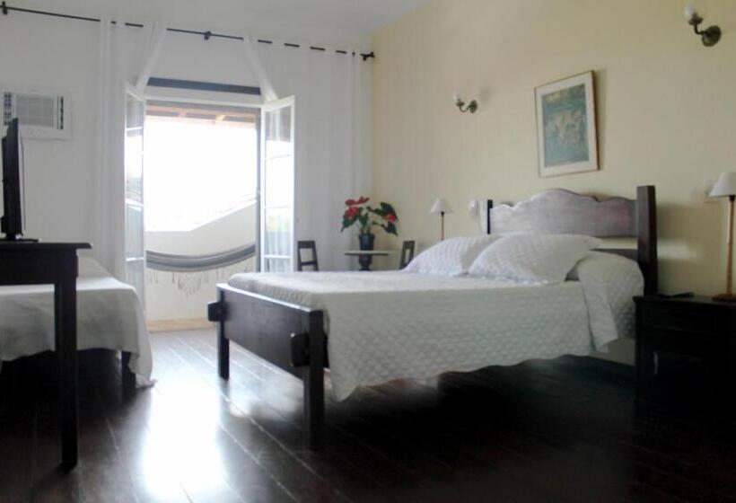 חדר סופריור לשלושה עם נוף לים, Pousada Afrika