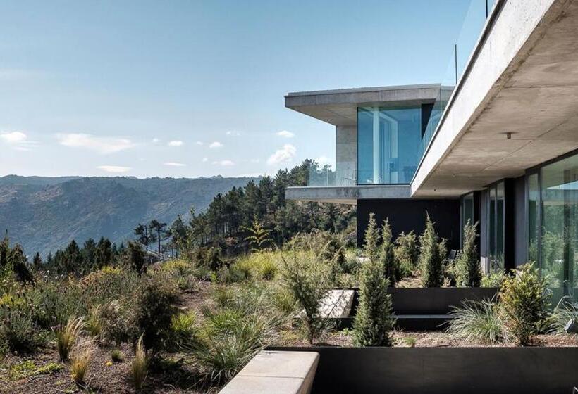 Номер Superior, Casa De São Lourenço   Burel Panorama Hotel   Member Of Design Hotels