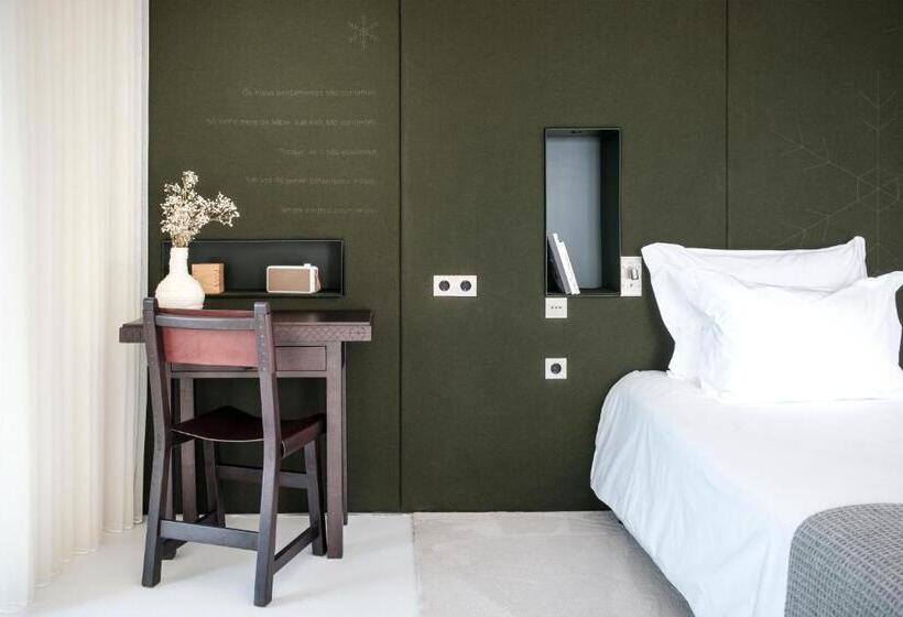 Comfort suite with mountain view, Casa De São Lourenço   Burel Panorama Hotel   Member Of Design Hotels