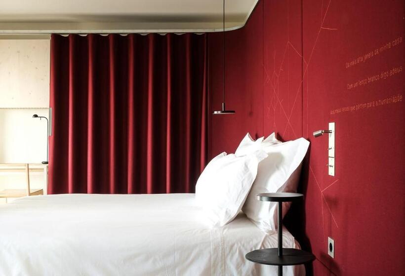 Comfort room with mountain view, Casa De São Lourenço   Burel Panorama Hotel   Member Of Design Hotels