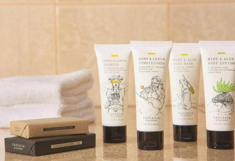 غرفة قياسية, Red Lion Inn & Suites Auburn