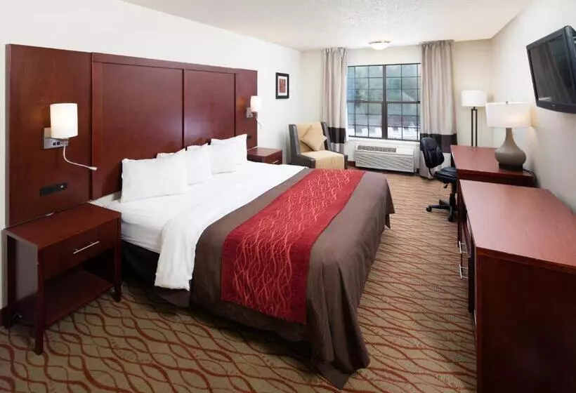 سوییت جونیور, Red Lion Inn & Suites Auburn