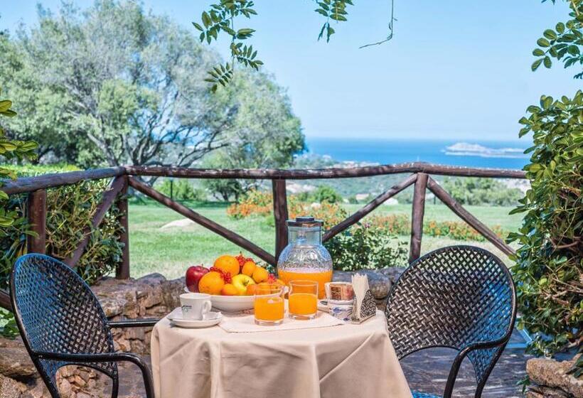 جناح مطلّ علي البحر, Rocce Sarde