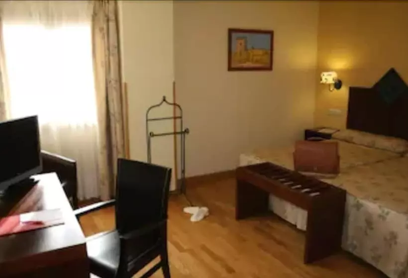 Standard Triple Room, Spa La Casa Mudejar