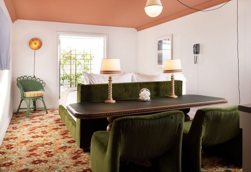 غرفة ديلوكس مزودة بشرفة, Palihouse West Hollywood