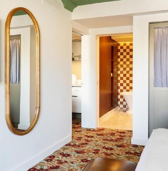 جناح مزوَّد بشرفة, Palihouse West Hollywood