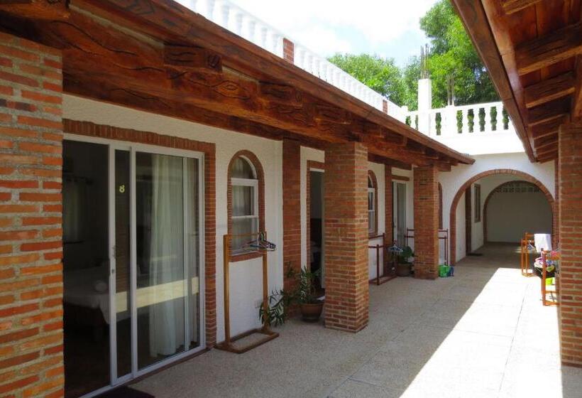 اتاق استاندارد, Amihan Home