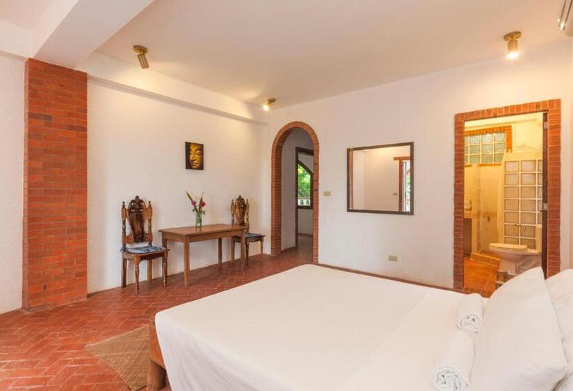 اتاق خانوادگی, Amihan Home