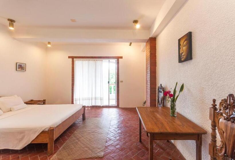 اتاق خانوادگی, Amihan Home