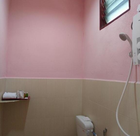 اتاق استاندارد با تراس, Sri Melor Inn