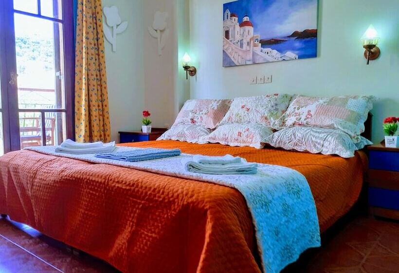 اتاق خانوادگی, Medusa Studios