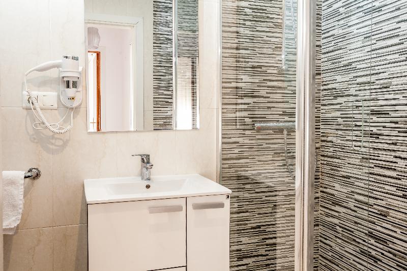 דירת חדר, Hostal Abril Nerja