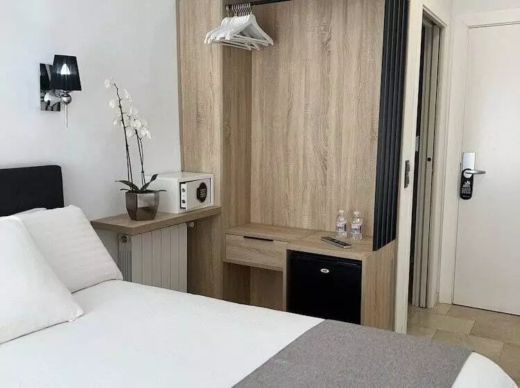 Standard Yhden Hengen Huone, Hostal Abril Nerja