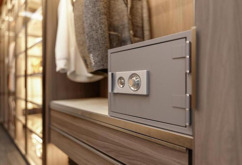 דירת חדר, Hostal Abril Nerja