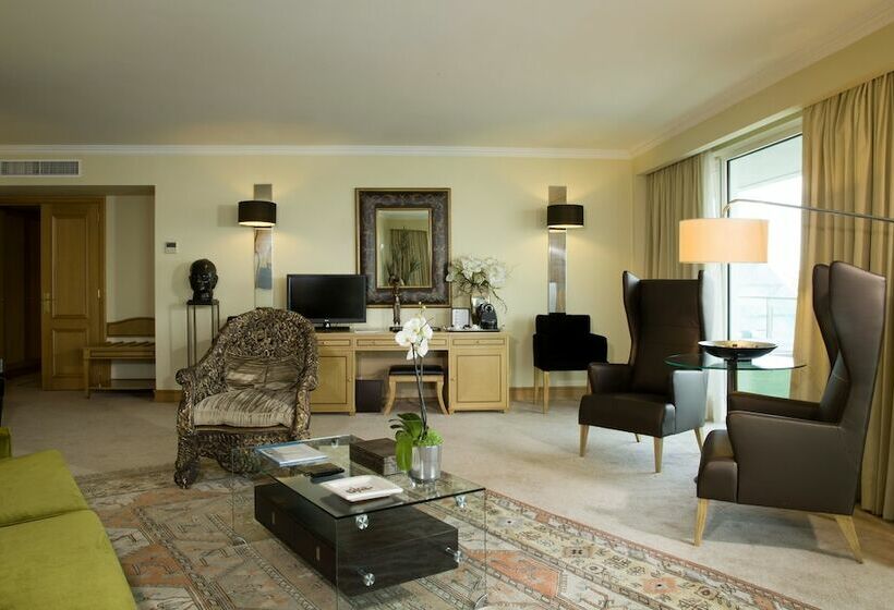 带海景的复工套房, Cascais Miragem Health & Spa