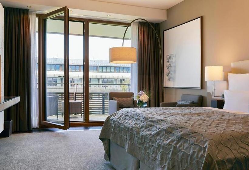 Superior-Zimmer, Kempinski Hotel Berchtesgaden