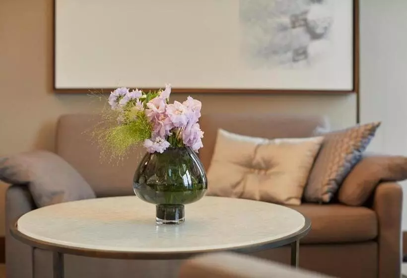 Deluxe Zimmer, Kempinski Hotel Berchtesgaden