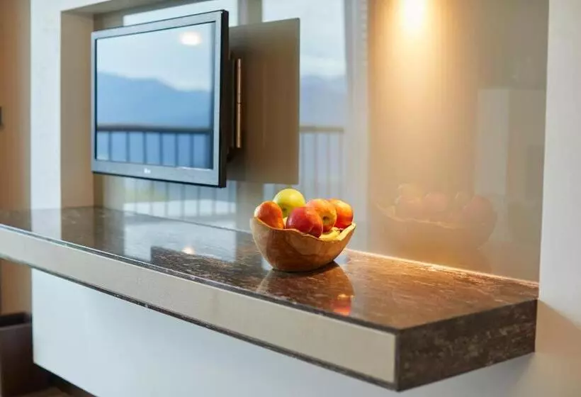 Deluxe Zimmer, Kempinski Hotel Berchtesgaden