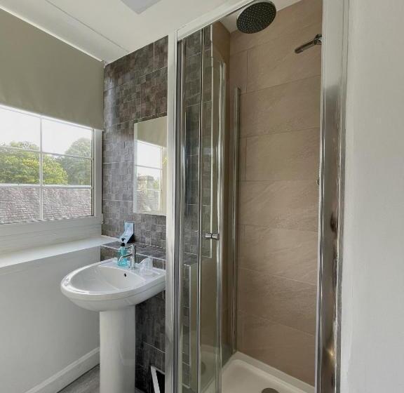 标准单人间, Killin