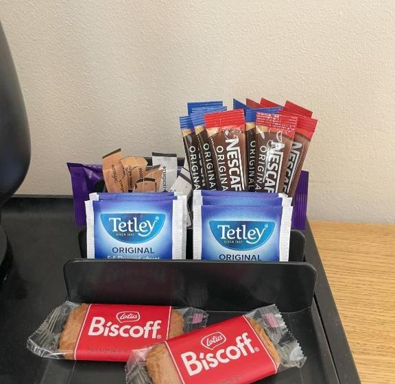 带大床的标准间, Killin